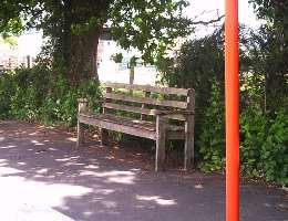 Seat at Lyndhurst Road South